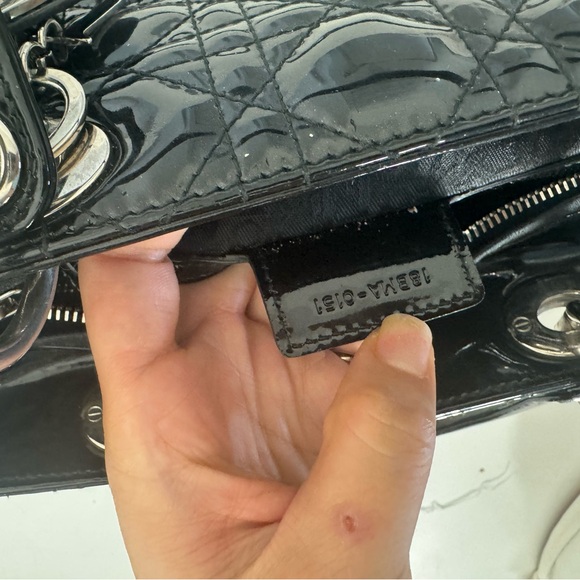 Christian Dior Lady Dior Medium patent bag authentic - Picture 8 of 12